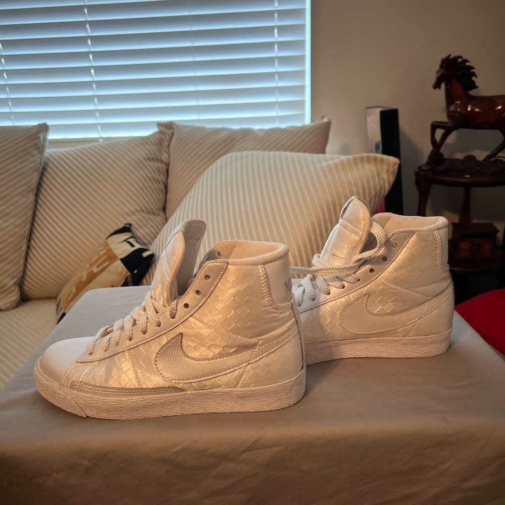 Nike High tops Tennis Shoes Y2K Rare Nike Satin Checkered Mid Blazer Size  6.5